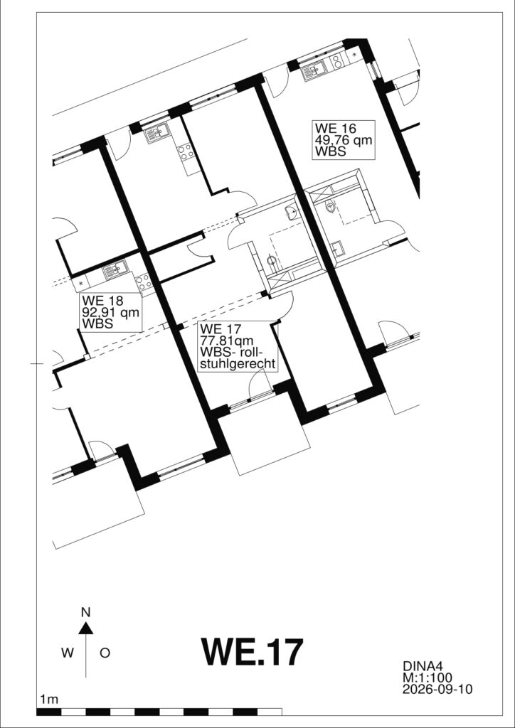 Grundrisszeichnung, in der Mitte der Grundriss der Wohnung WE 17 mit 77,81 qm mit einem rollstuhlgerechtem Bad, 3 Zimmern und einer Küche sowie einem Balkon